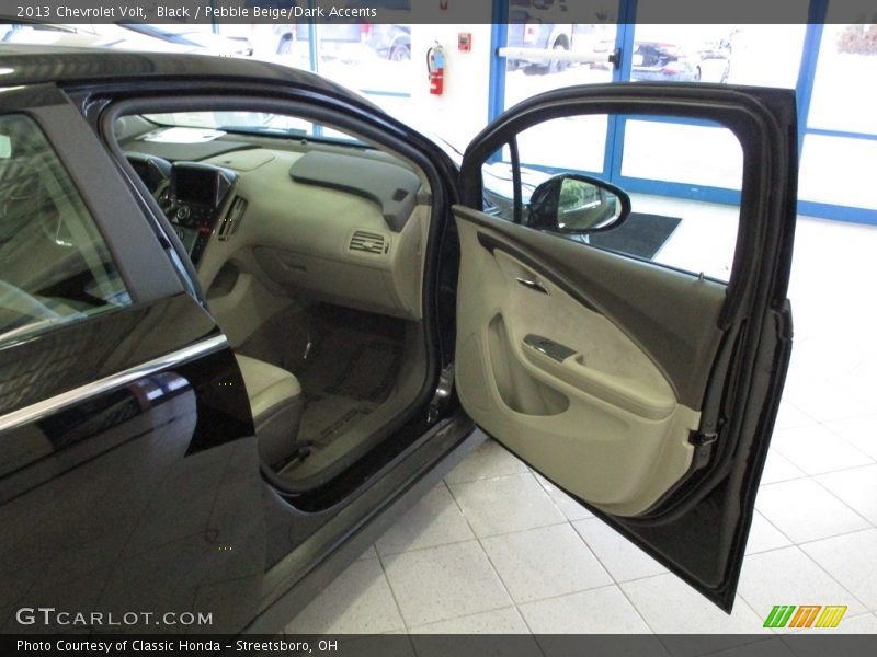 Black / Pebble Beige/Dark Accents 2013 Chevrolet Volt