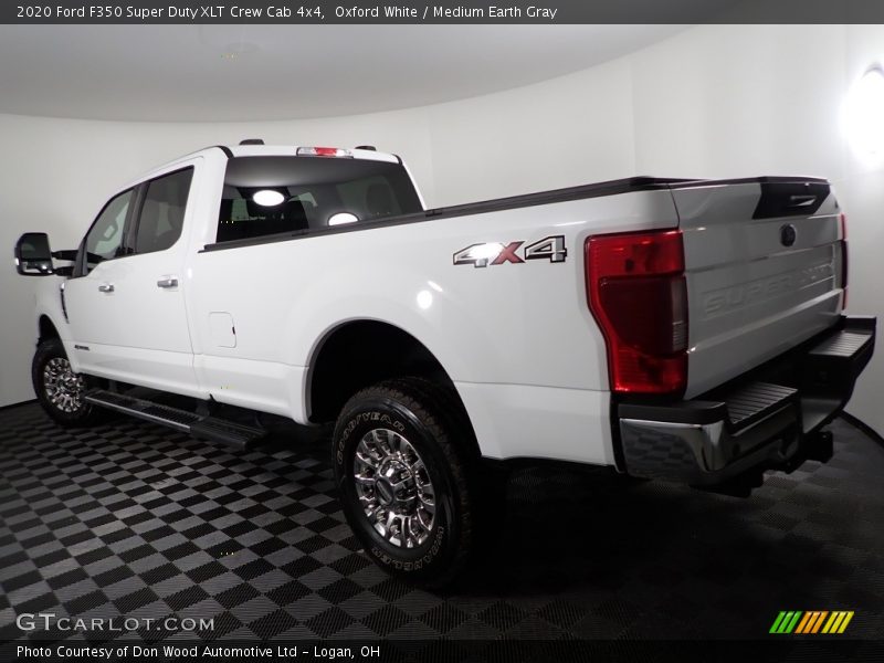 Oxford White / Medium Earth Gray 2020 Ford F350 Super Duty XLT Crew Cab 4x4