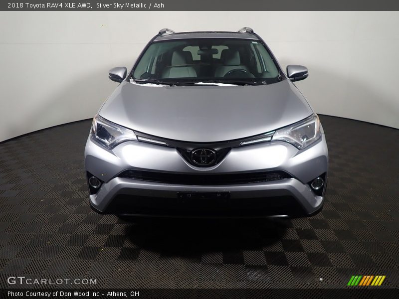 Silver Sky Metallic / Ash 2018 Toyota RAV4 XLE AWD