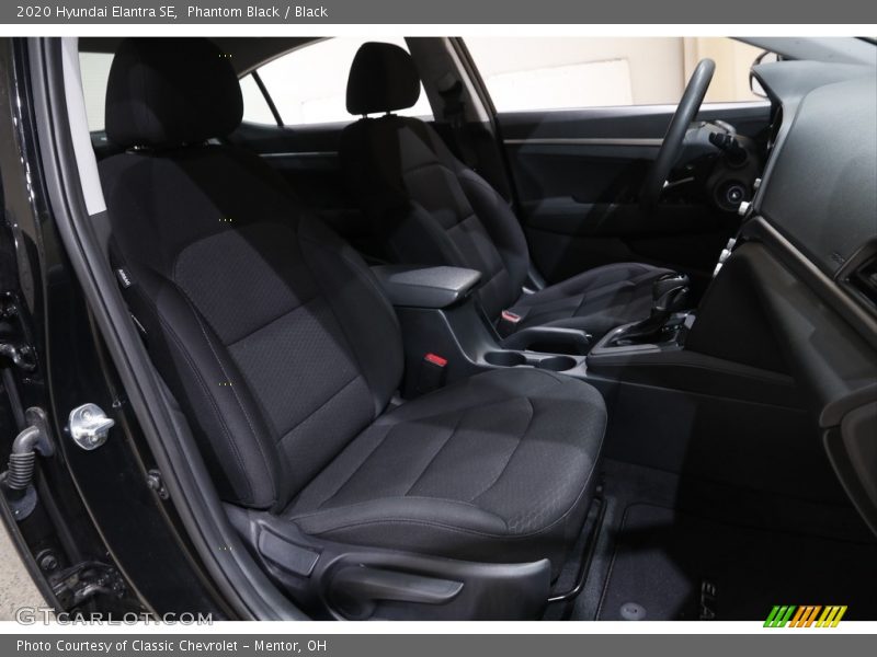 Phantom Black / Black 2020 Hyundai Elantra SE