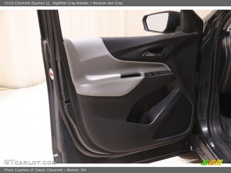 Nightfall Gray Metallic / Medium Ash Gray 2019 Chevrolet Equinox LS