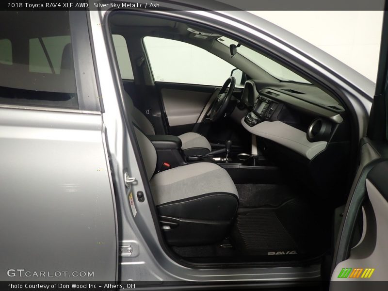 Silver Sky Metallic / Ash 2018 Toyota RAV4 XLE AWD