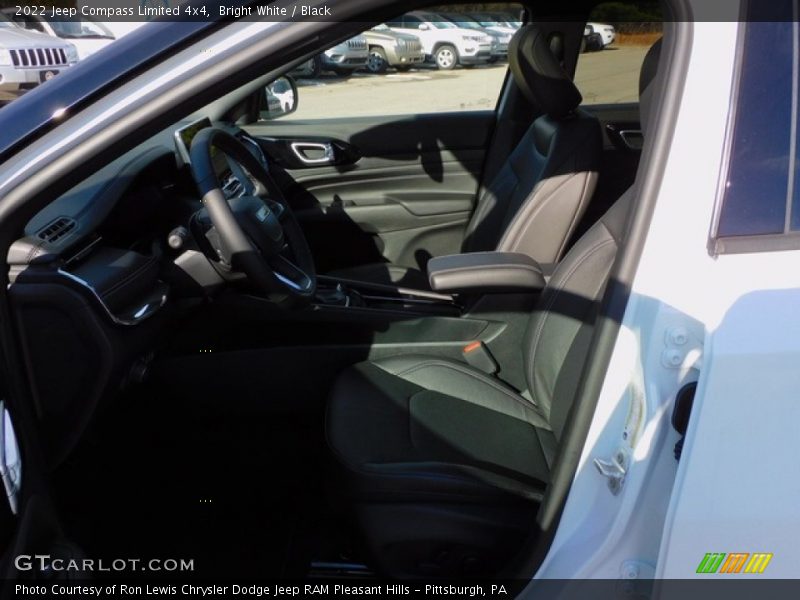 Bright White / Black 2022 Jeep Compass Limited 4x4