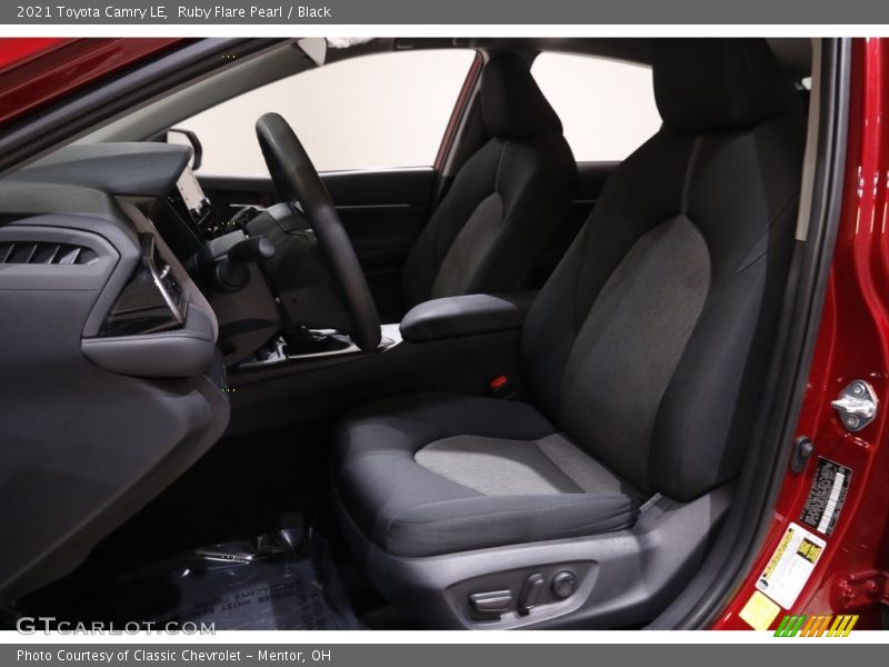 Ruby Flare Pearl / Black 2021 Toyota Camry LE