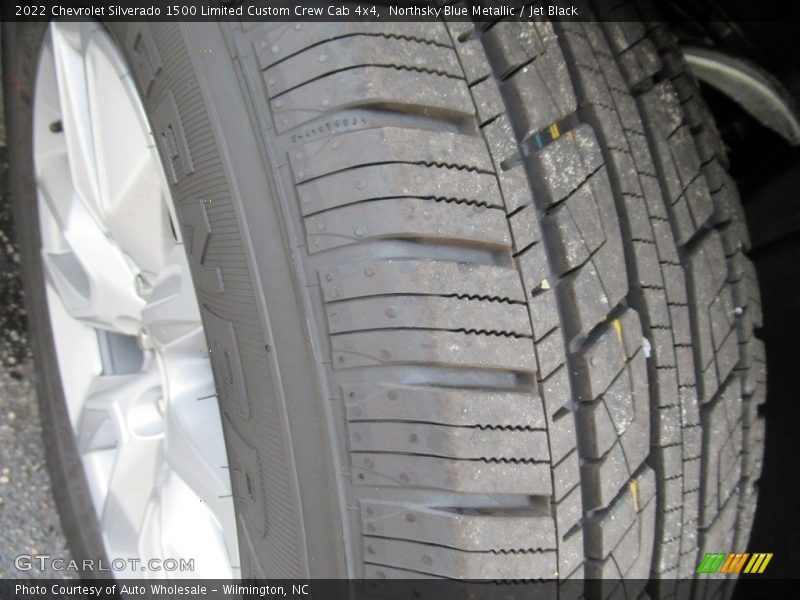 Northsky Blue Metallic / Jet Black 2022 Chevrolet Silverado 1500 Limited Custom Crew Cab 4x4