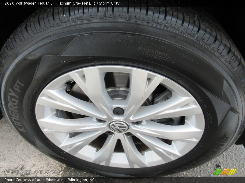 Platinum Gray Metallic / Storm Gray 2020 Volkswagen Tiguan S