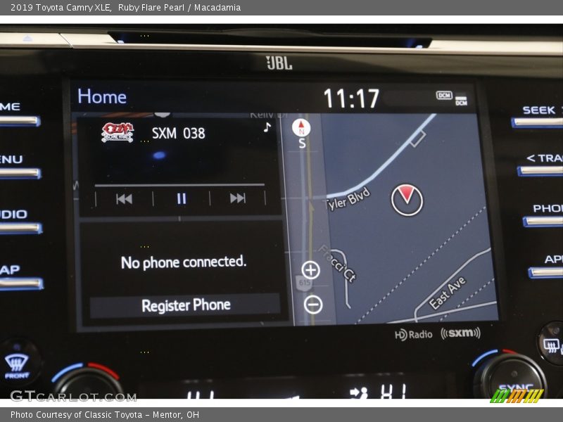 Ruby Flare Pearl / Macadamia 2019 Toyota Camry XLE