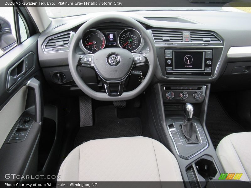 Platinum Gray Metallic / Storm Gray 2020 Volkswagen Tiguan S