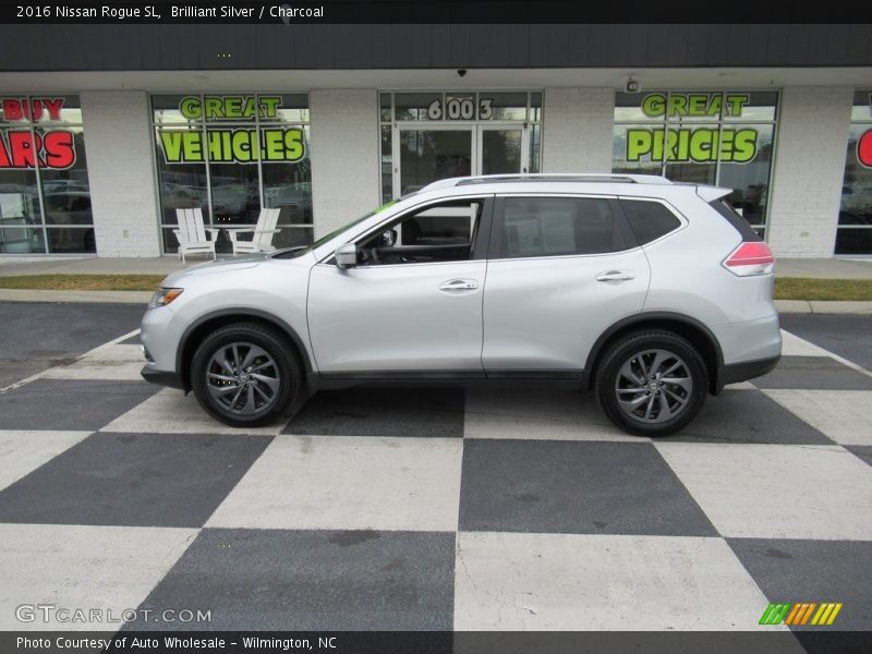 Brilliant Silver / Charcoal 2016 Nissan Rogue SL