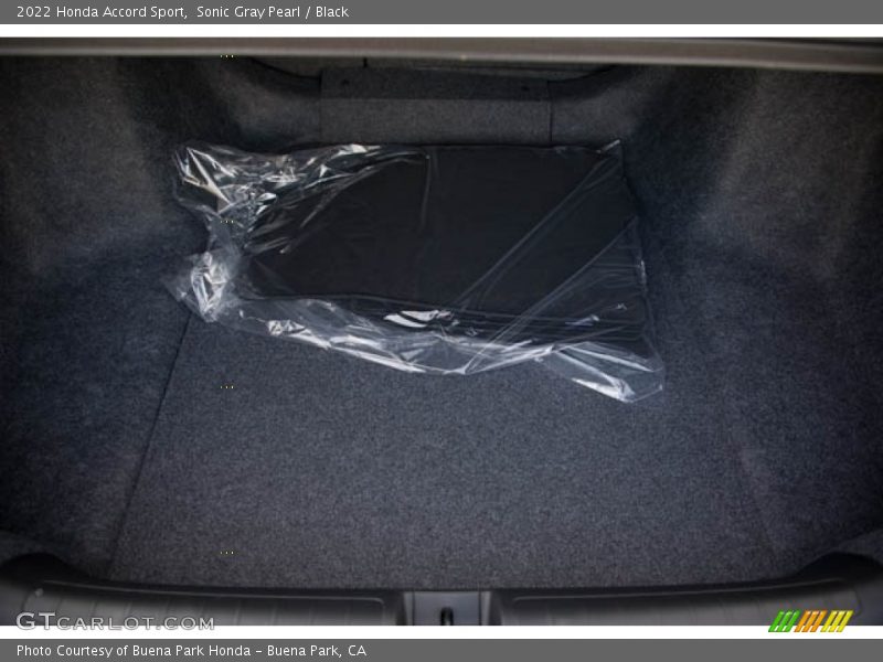 Sonic Gray Pearl / Black 2022 Honda Accord Sport