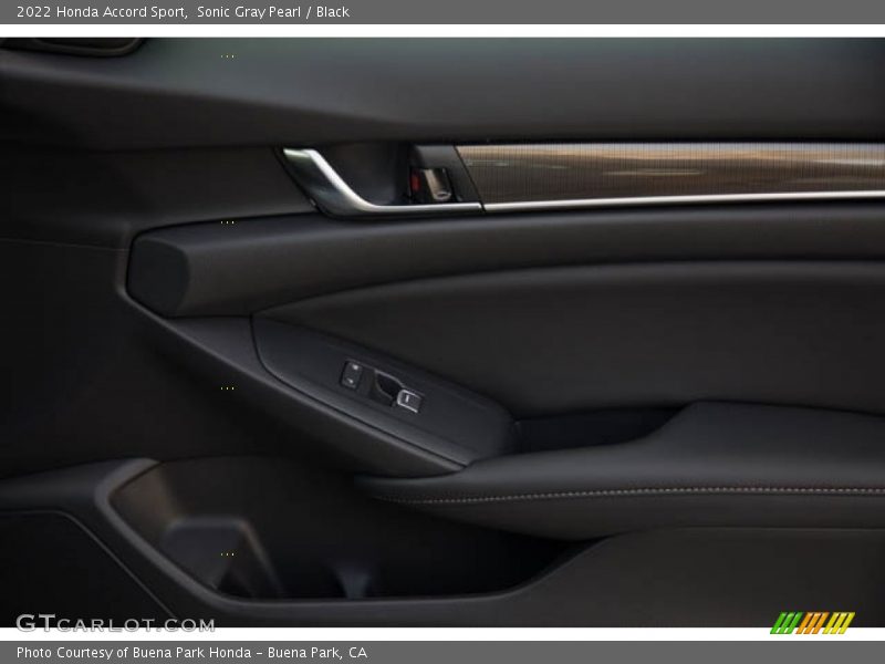 Sonic Gray Pearl / Black 2022 Honda Accord Sport