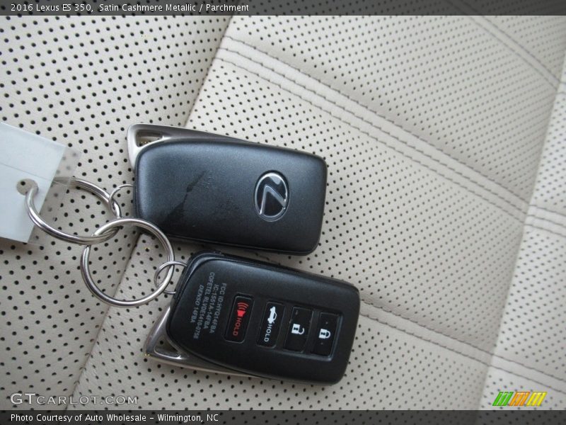 Keys of 2016 ES 350
