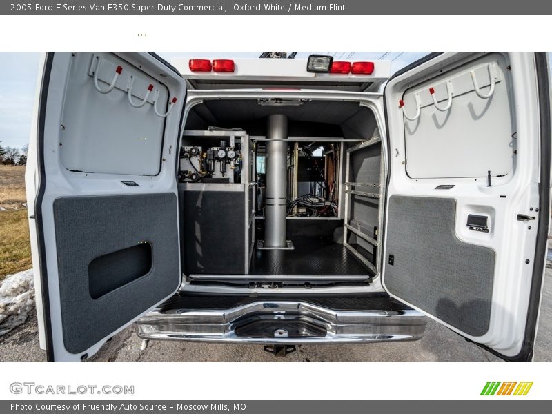 Oxford White / Medium Flint 2005 Ford E Series Van E350 Super Duty Commercial