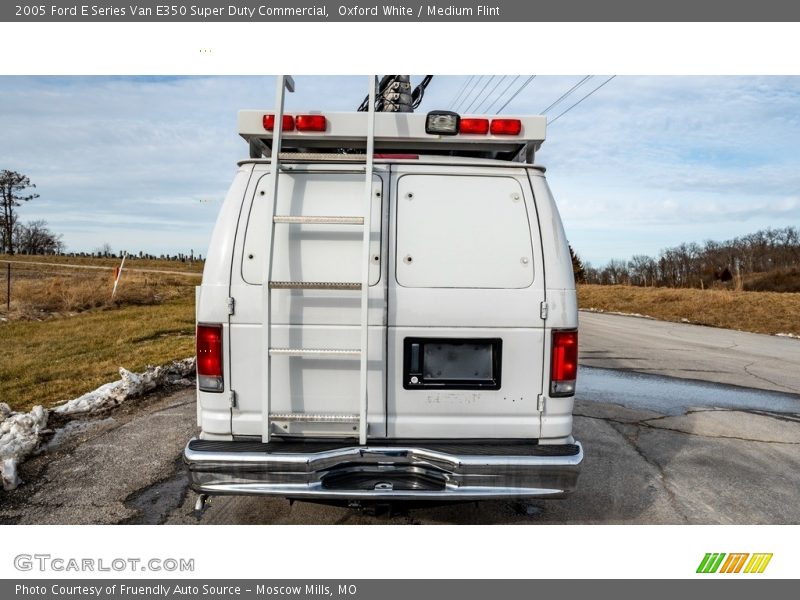 Oxford White / Medium Flint 2005 Ford E Series Van E350 Super Duty Commercial