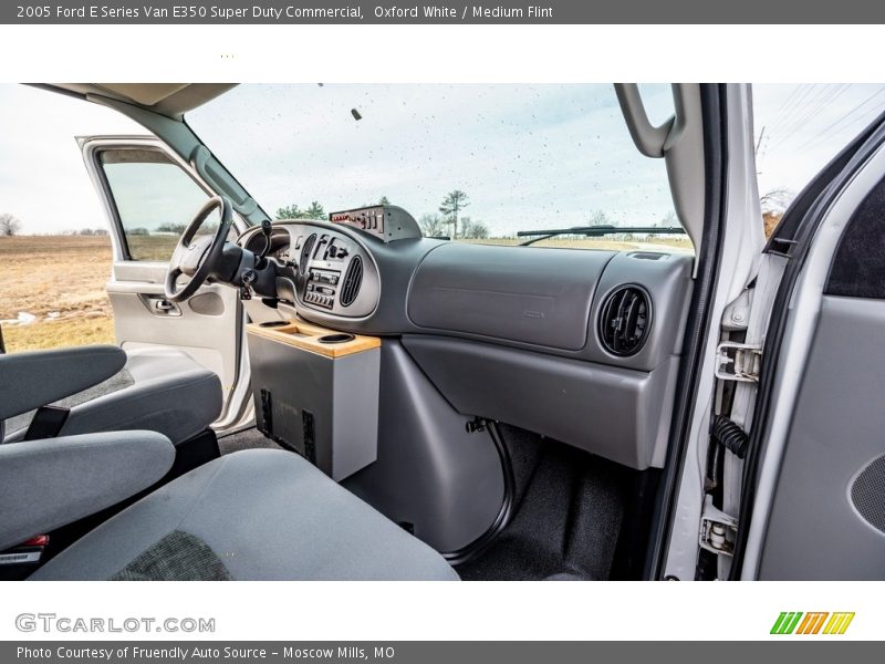 Oxford White / Medium Flint 2005 Ford E Series Van E350 Super Duty Commercial