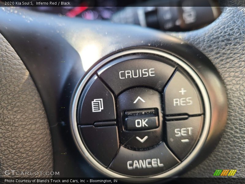 Inferno Red / Black 2020 Kia Soul S