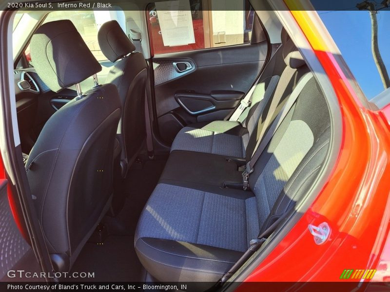 Inferno Red / Black 2020 Kia Soul S