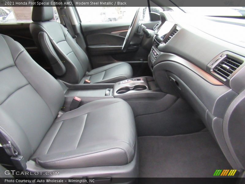 Modern Steel Metallic / Black 2021 Honda Pilot Special Edition AWD