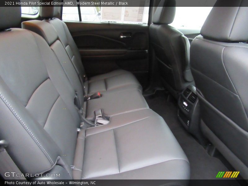 Modern Steel Metallic / Black 2021 Honda Pilot Special Edition AWD