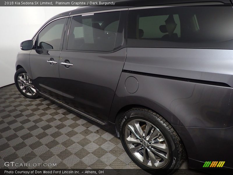 Platinum Graphite / Dark Burgundy 2018 Kia Sedona SX Limited
