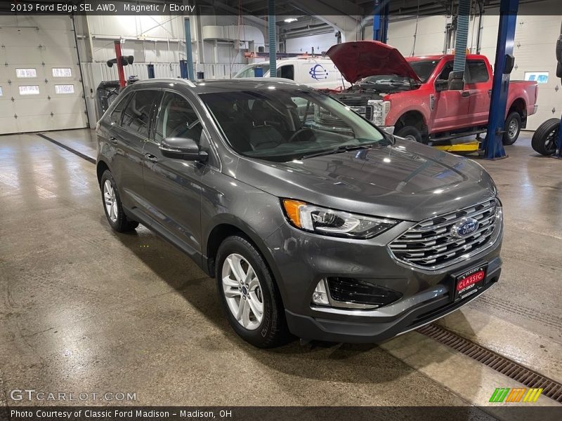 Magnetic / Ebony 2019 Ford Edge SEL AWD