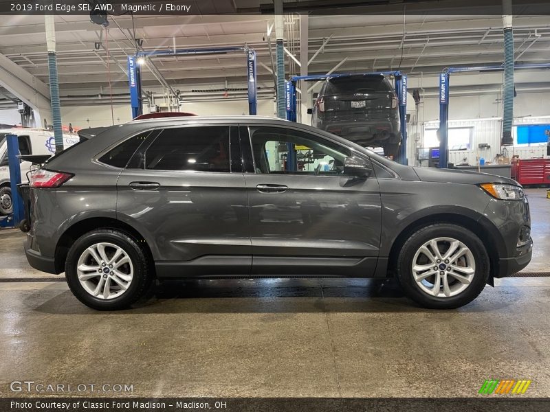 Magnetic / Ebony 2019 Ford Edge SEL AWD