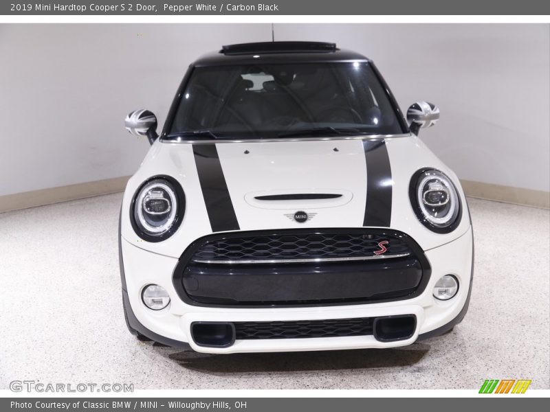 Pepper White / Carbon Black 2019 Mini Hardtop Cooper S 2 Door