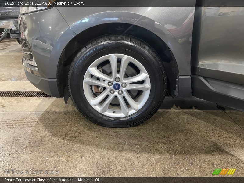 Magnetic / Ebony 2019 Ford Edge SEL AWD
