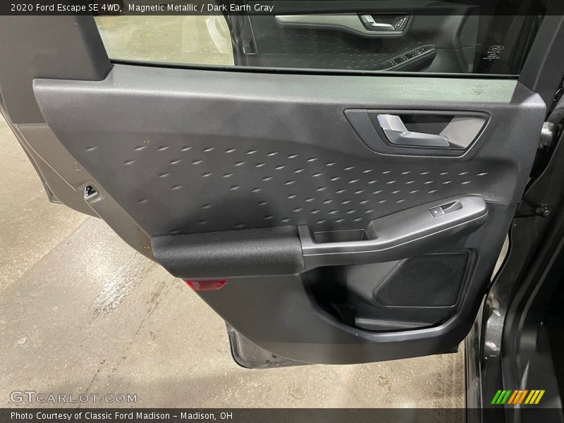Magnetic Metallic / Dark Earth Gray 2020 Ford Escape SE 4WD