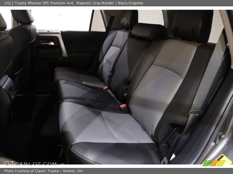 Magnetic Gray Metallic / Black/Graphite 2021 Toyota 4Runner SR5 Premium 4x4