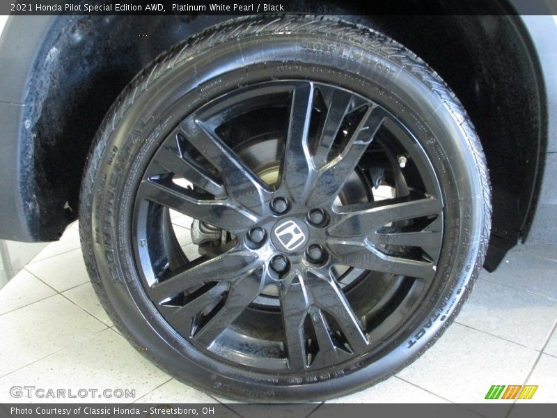 Platinum White Pearl / Black 2021 Honda Pilot Special Edition AWD