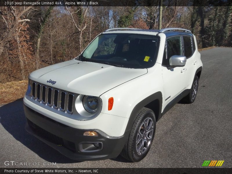 Alpine White / Black 2016 Jeep Renegade Limited 4x4