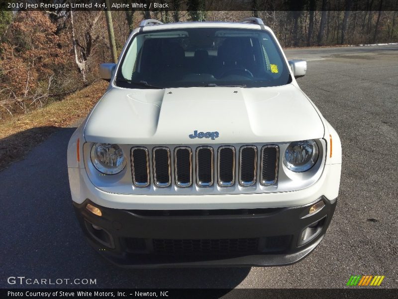 Alpine White / Black 2016 Jeep Renegade Limited 4x4
