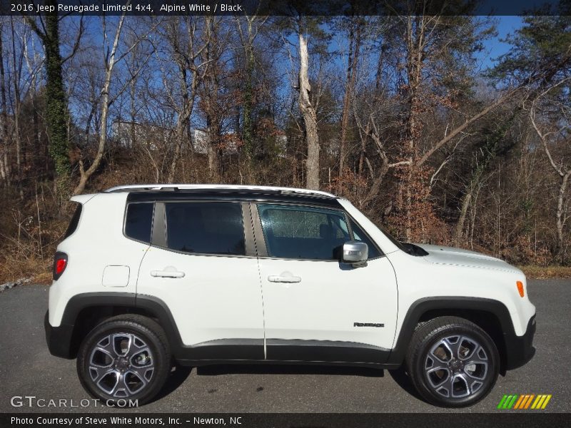 Alpine White / Black 2016 Jeep Renegade Limited 4x4