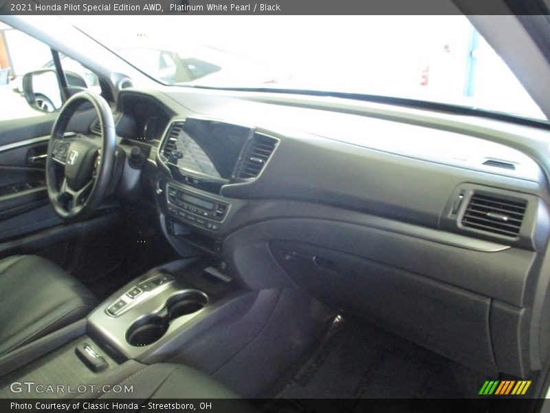 Platinum White Pearl / Black 2021 Honda Pilot Special Edition AWD