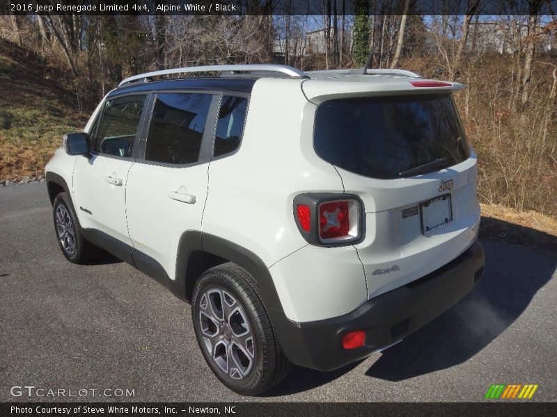 Alpine White / Black 2016 Jeep Renegade Limited 4x4