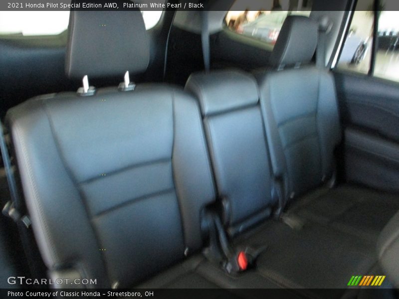 Platinum White Pearl / Black 2021 Honda Pilot Special Edition AWD