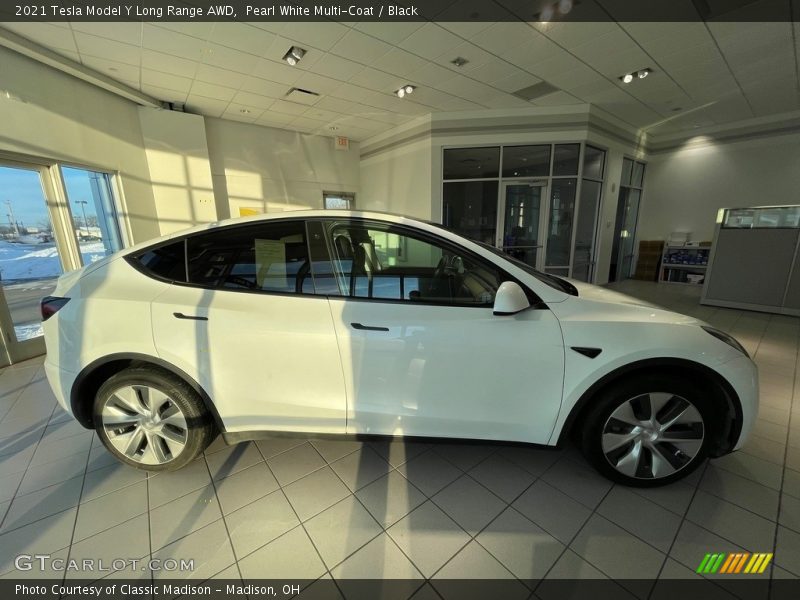 Pearl White Multi-Coat / Black 2021 Tesla Model Y Long Range AWD