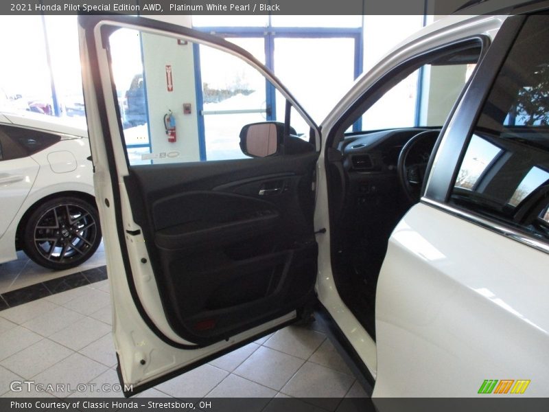 Platinum White Pearl / Black 2021 Honda Pilot Special Edition AWD