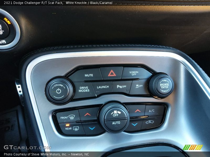 Controls of 2021 Challenger R/T Scat Pack
