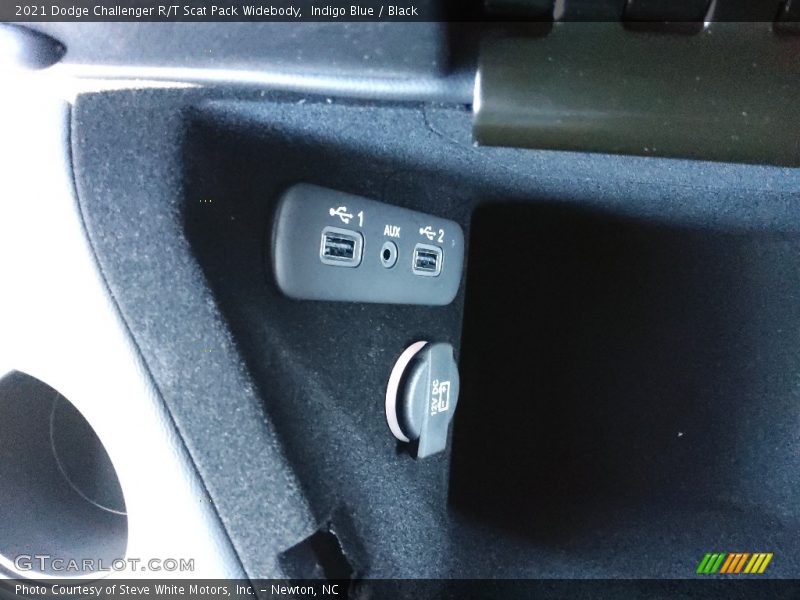 Indigo Blue / Black 2021 Dodge Challenger R/T Scat Pack Widebody