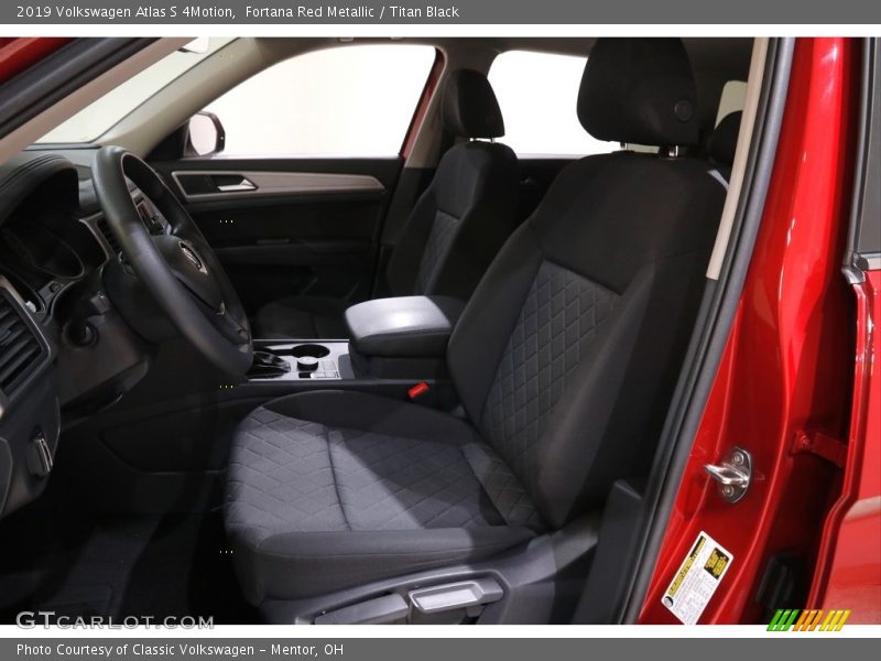 Fortana Red Metallic / Titan Black 2019 Volkswagen Atlas S 4Motion