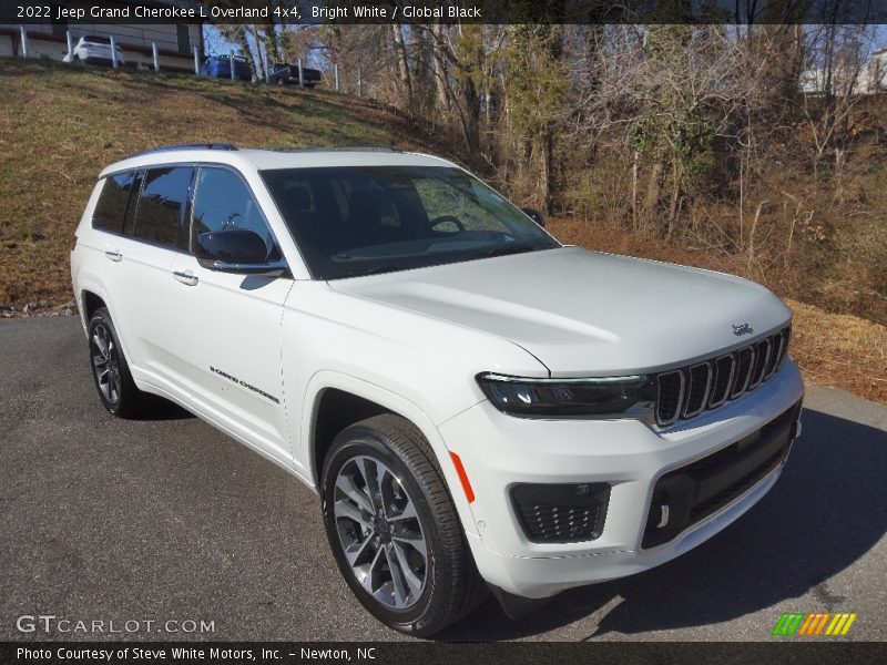 Bright White / Global Black 2022 Jeep Grand Cherokee L Overland 4x4