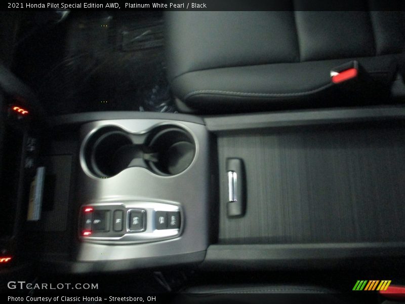 Platinum White Pearl / Black 2021 Honda Pilot Special Edition AWD