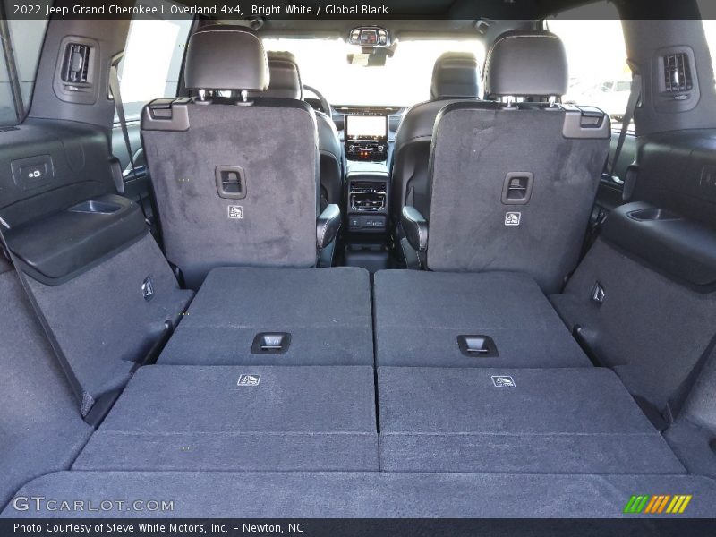 Bright White / Global Black 2022 Jeep Grand Cherokee L Overland 4x4