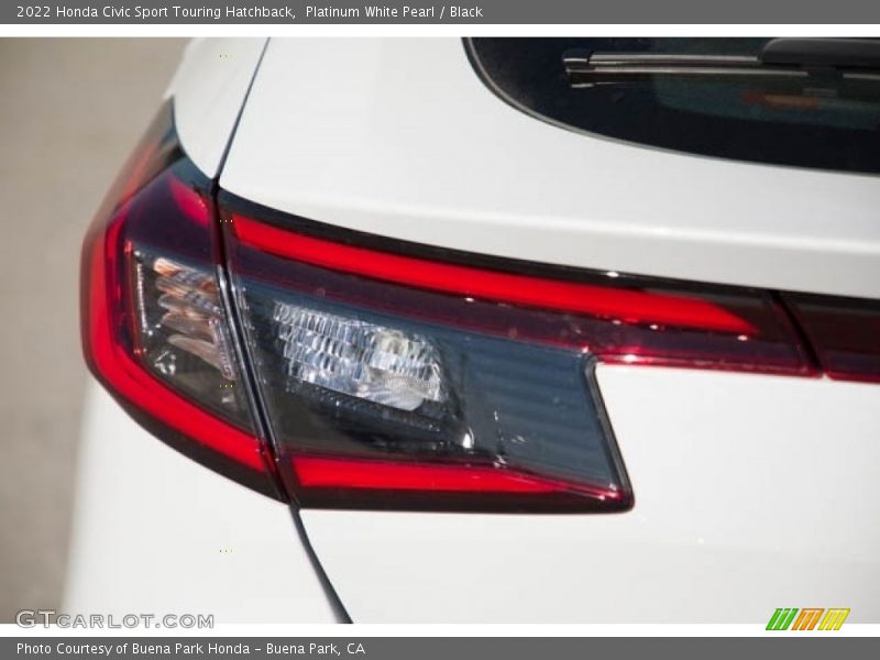 Platinum White Pearl / Black 2022 Honda Civic Sport Touring Hatchback