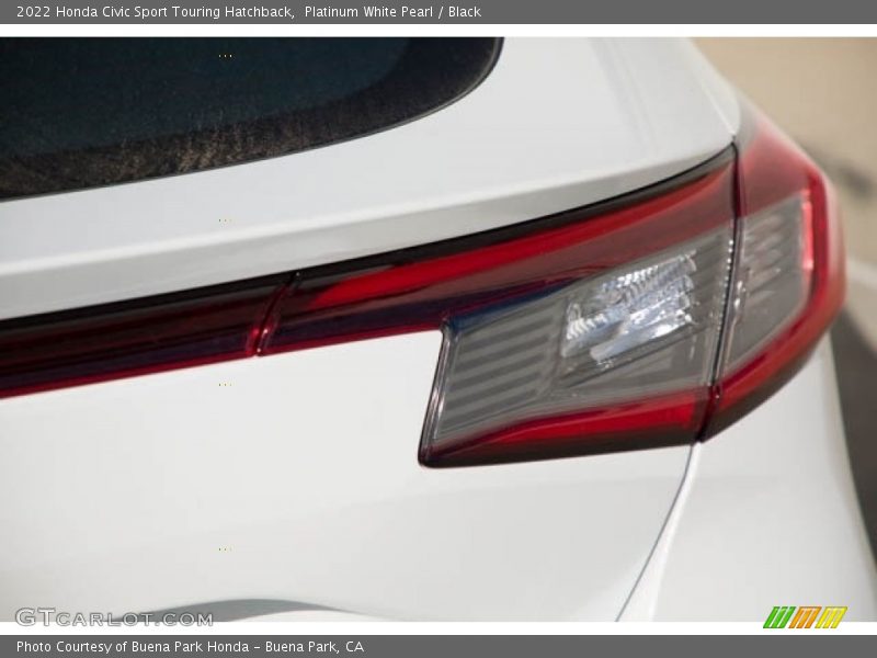 Platinum White Pearl / Black 2022 Honda Civic Sport Touring Hatchback