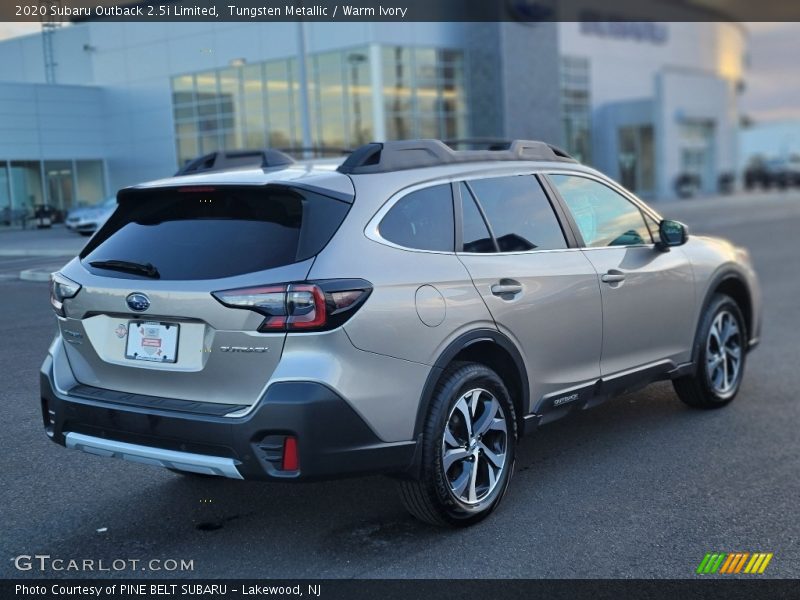 Tungsten Metallic / Warm Ivory 2020 Subaru Outback 2.5i Limited