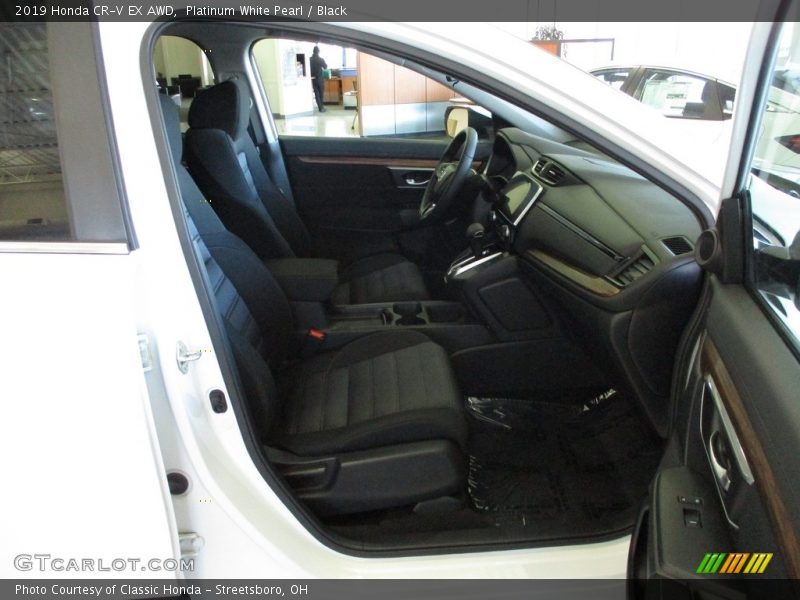 Platinum White Pearl / Black 2019 Honda CR-V EX AWD