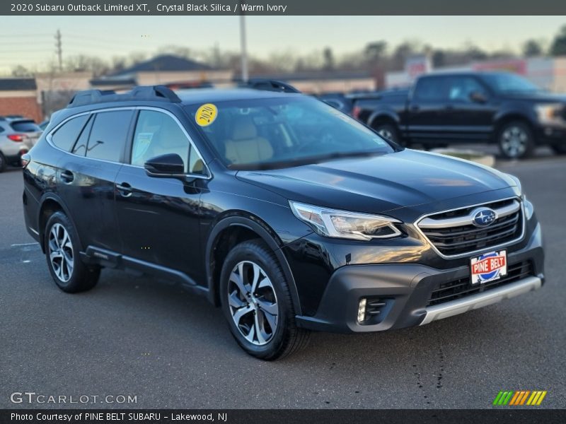 Crystal Black Silica / Warm Ivory 2020 Subaru Outback Limited XT